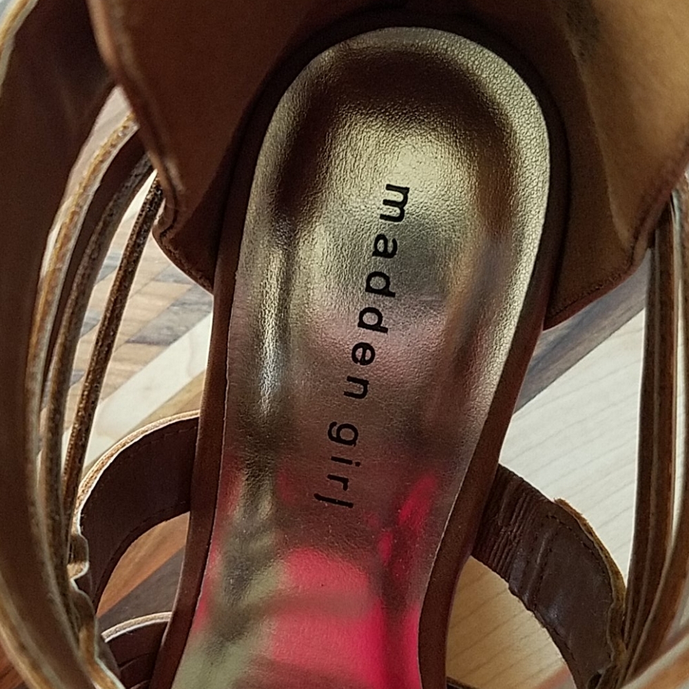 Madden Girl Sandals Size 8M - Picture 6 of 8